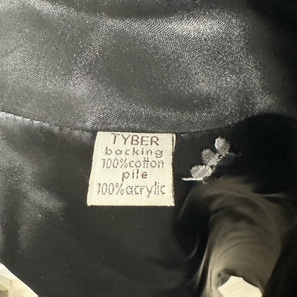 La Maison de la Fausse Fourrure x Sak Fifth Avenue Vintage Faux Fur Cape - Picture 11 of 11